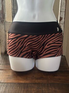 PINK Victoria's Secret Black & Rustic Zebra Boyshorts NWT